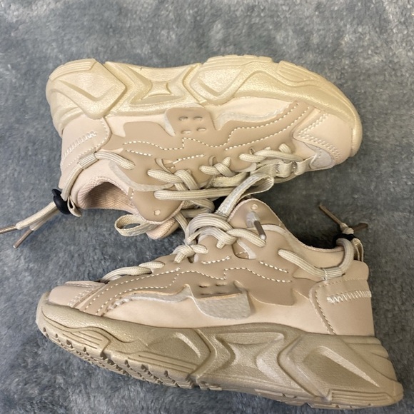 Boys Girls beige sneakers Lace Up Running Shoe Walking Non-Slip size‎ 27 - Picture 9 of 16